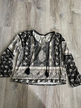 Lucky Brand Black and Cream Boho Tassel V-Neck Tunic